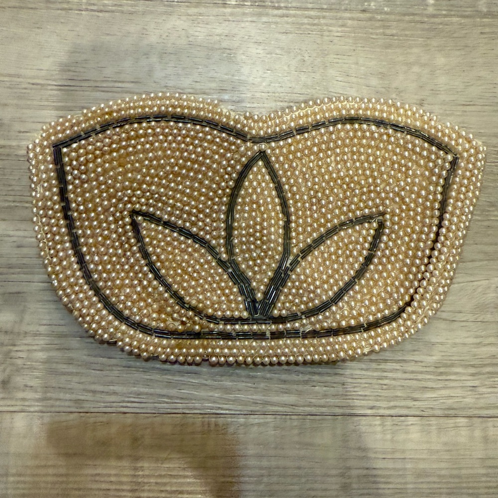 Vintage 1950s Ricci‎ for Shaggee Beaded Pearl Clutch | Hand-Beaded